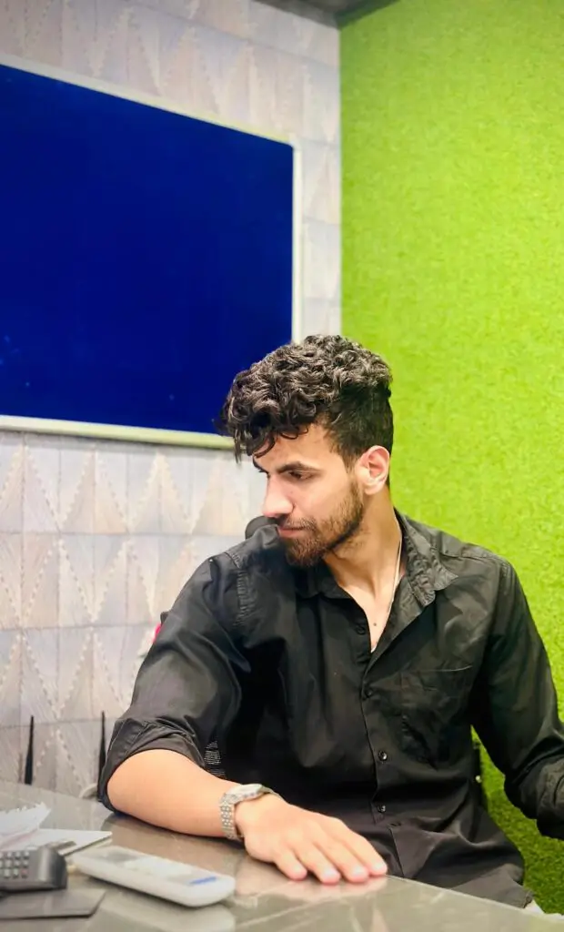 06A98D8E F04D 4957 8C4B 441274E19282